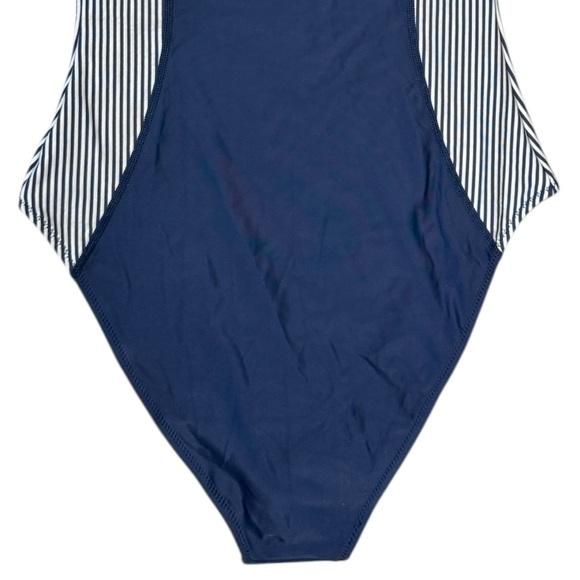 NWOT Southern Tide Seersucker Zip Front One-Piece - Picture 11 of 13